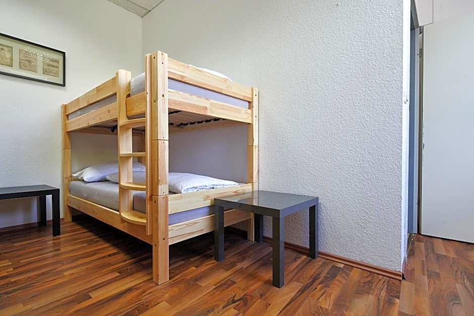 K 357 - Staffboarding - Personal- und Monteurzimmervermietung und Vermittlung in Hamburg und Umgebung