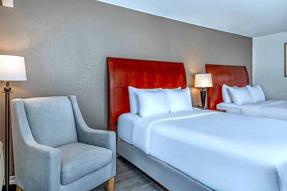 Comfort Inn & Suites Thousand Islands Harbour District