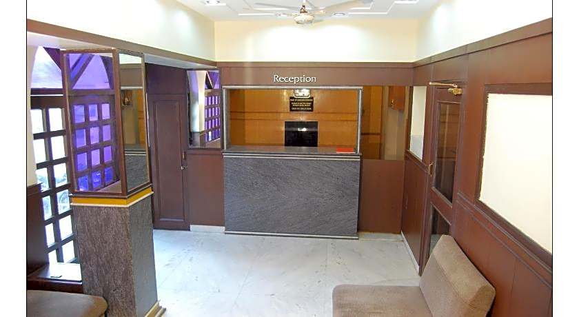 Hotel Raghav Palace