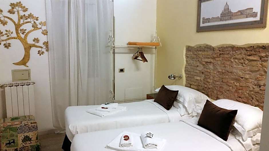 Navona First Rooms