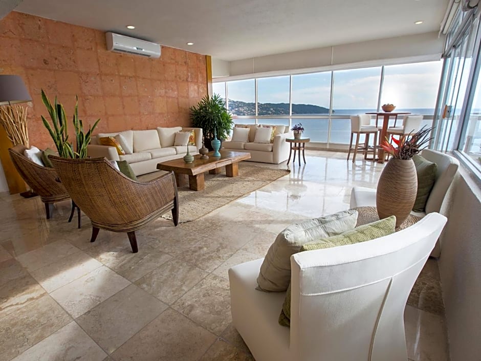 HS HOTSSON Hotel Acapulco