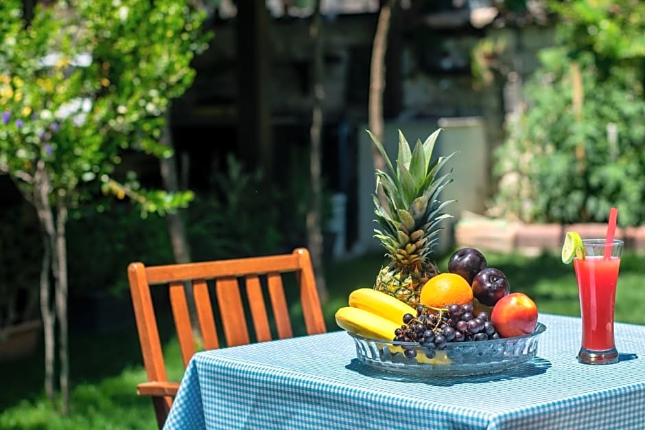 Flores Hotel Alaçatı