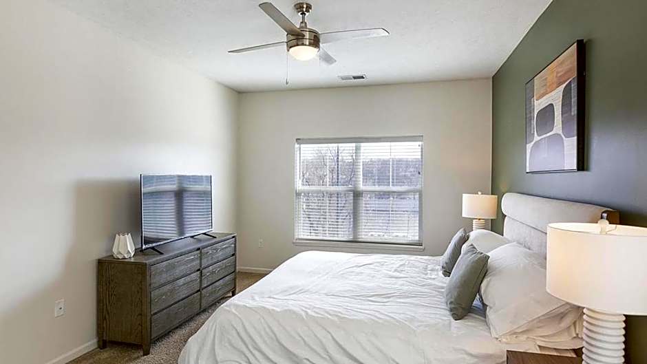 Landing - Modern Apartment with Amazing Amenities (ID8168X67)