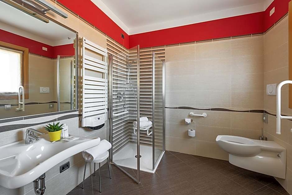 Kairos Garda Hotel
