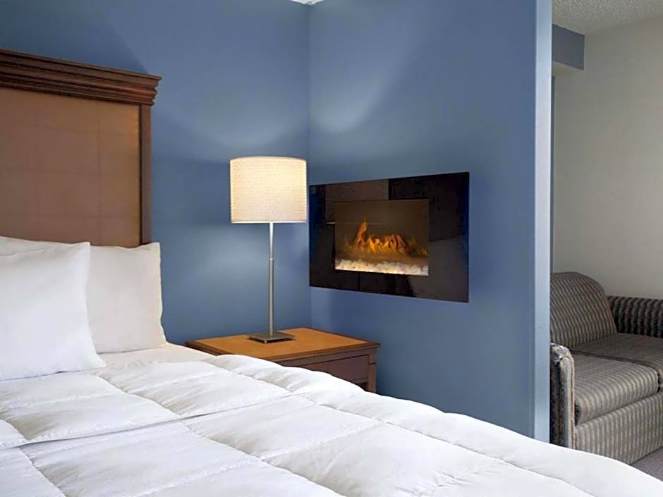 Days Inn by Wyndham Lacey Olympia Area