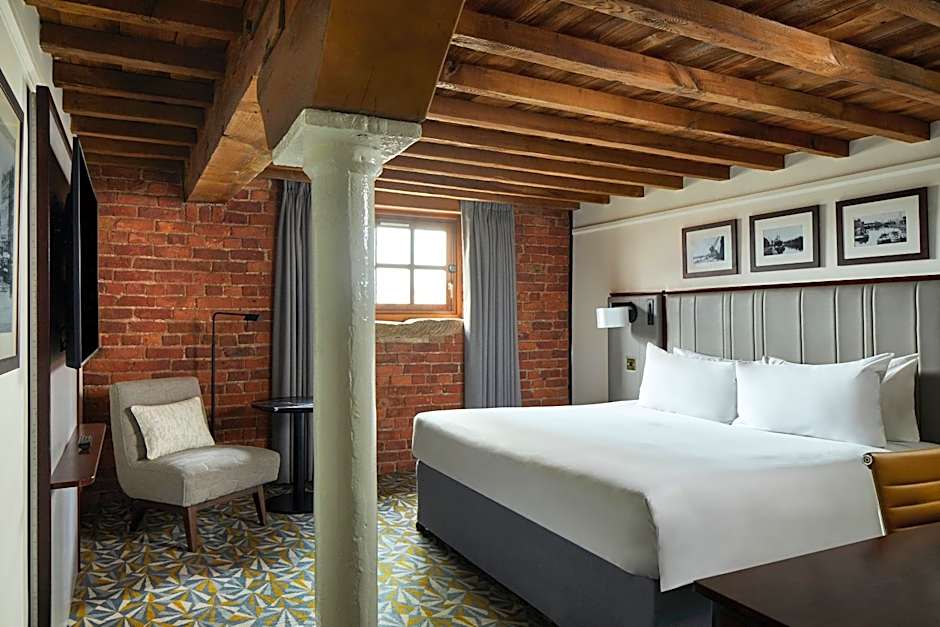 Manchester Marriott Victoria & Albert Hotel