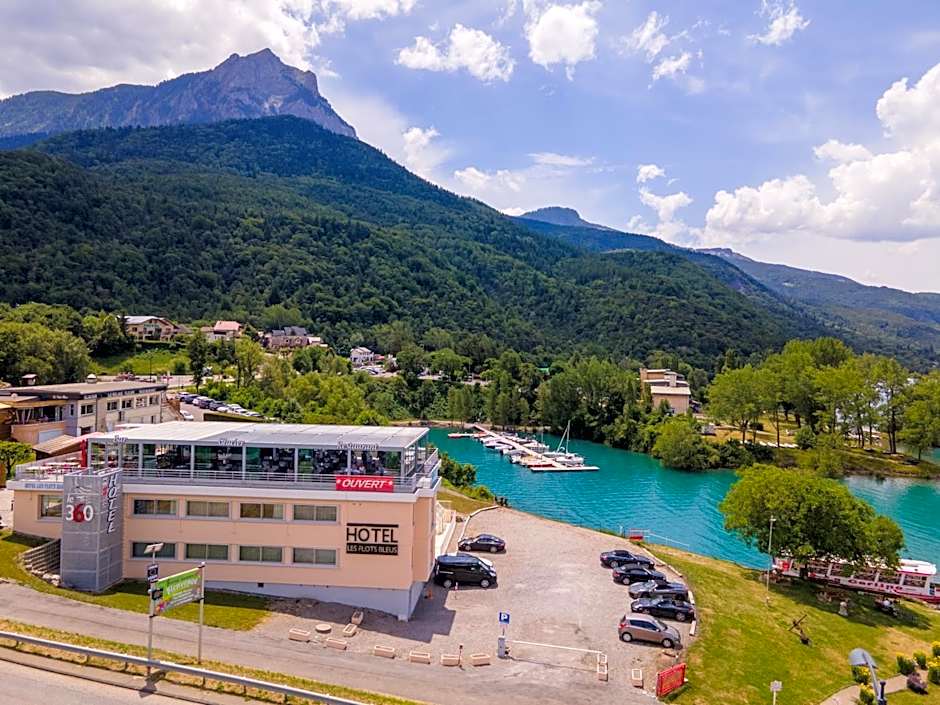 Hôtel Les Flots Bleus