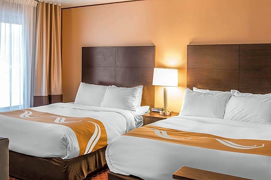Quality Inn & Suites Houghton Downtown