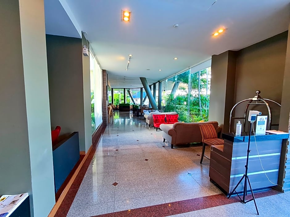 Grand Garden Hotel & Residence