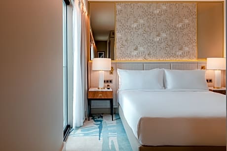 King Accessible Guest Room