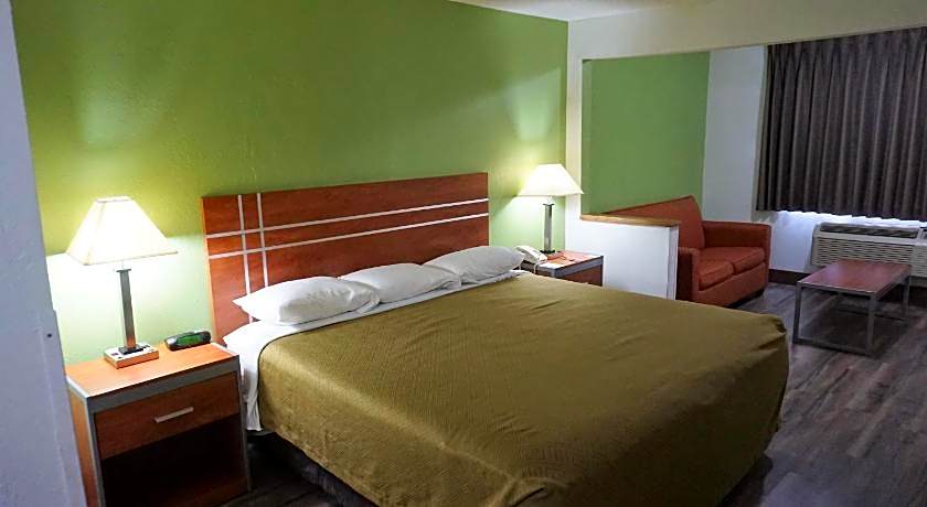 Econo Lodge Inn & Suites Pekin - Peoria Area