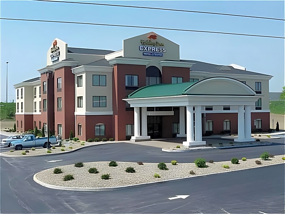 Holiday Inn Express Hotel & Suites Franklin - Oil City