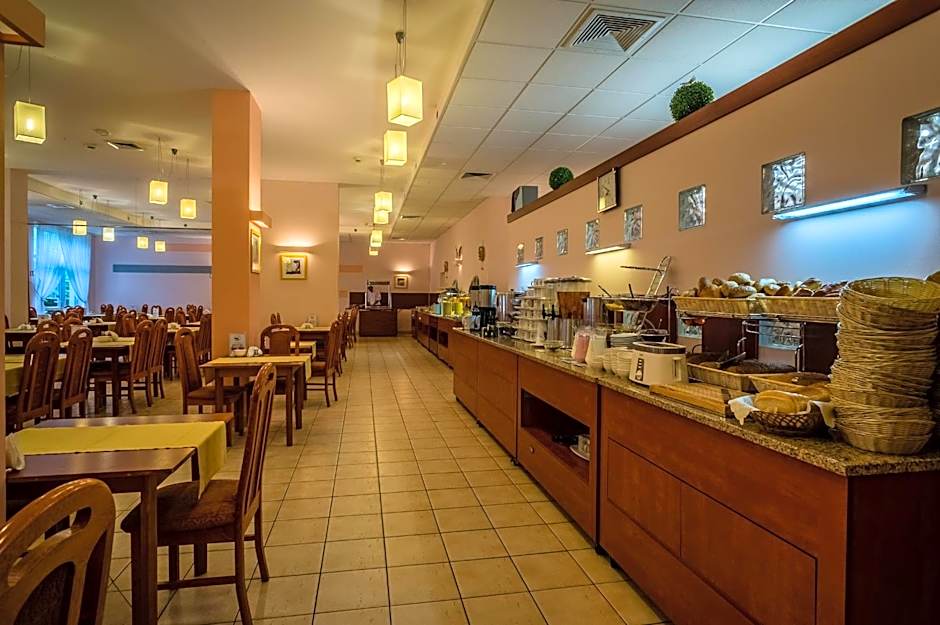 Hotel *** NAT Kołobrzeg