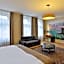 James Hotel & Apartments