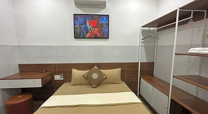 OYO 1193 Huynh Gia Hotel