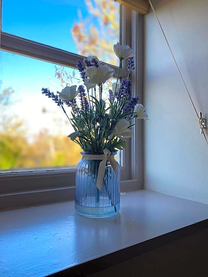 The Hollybush Inn and B&B