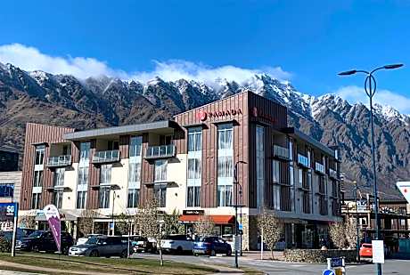Ramada Suites by Wyndham Queenstown Remarkables Park