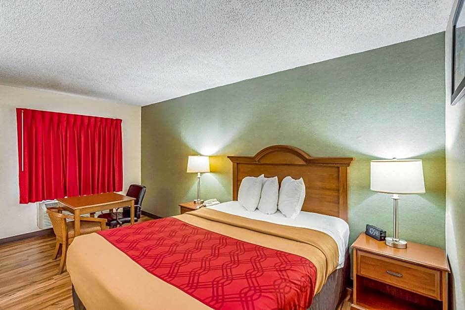Econo Lodge Huntington - Barboursville University Area