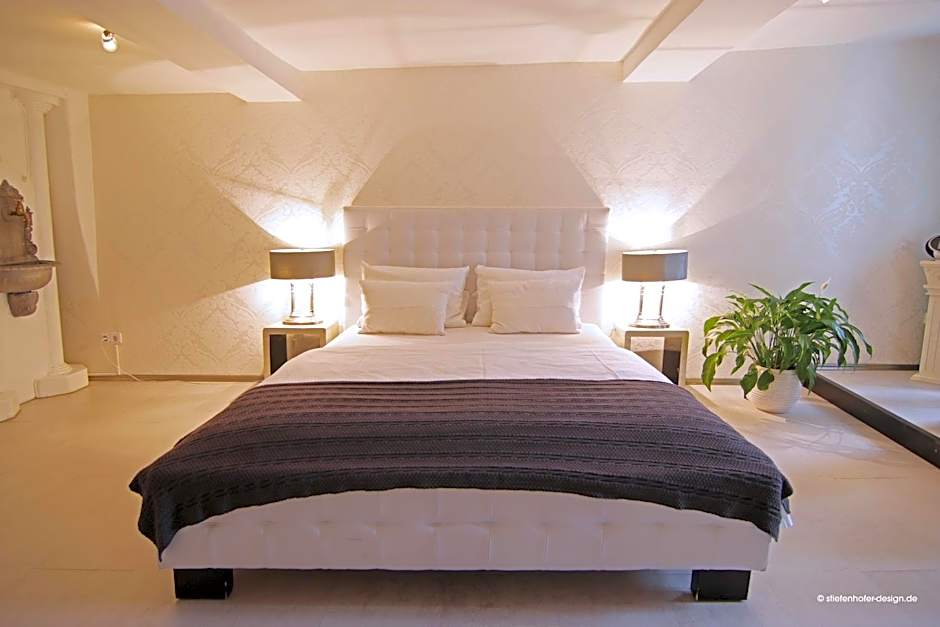 Elements Hotel