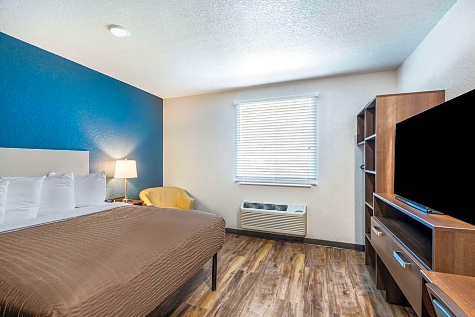 WoodSpring Suites Bradenton