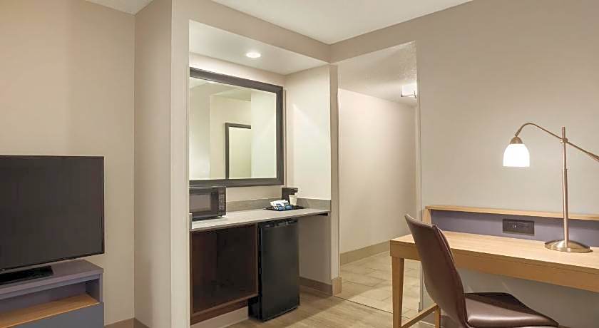 Country Inn & Suites by Radisson, Chattanooga-Lookout Mountain