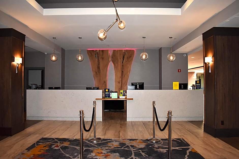 DoubleTree By Hilton Chicago - Oak Brook