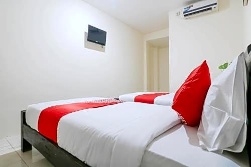 OYO 1054 Bayak Bali Hotel