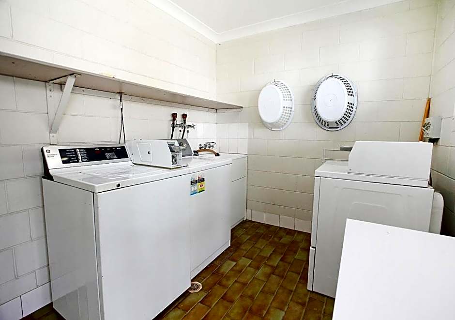 Banjo Paterson Motor Inn