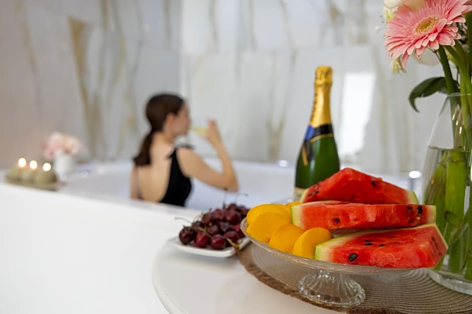 La Perla Luxury Rooms