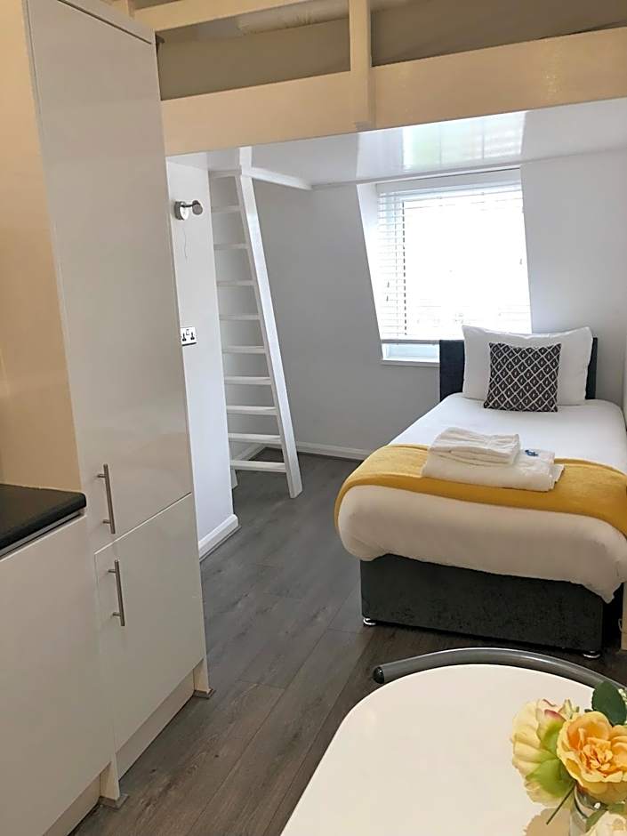 Fox House Studios, City centre Aparthotel