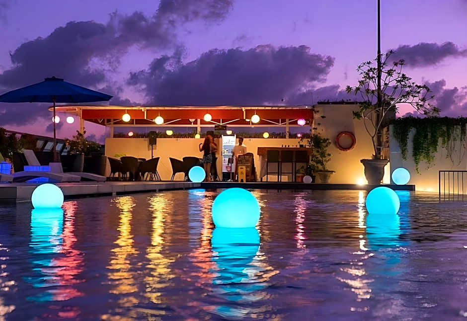 Atanaya Kuta Bali