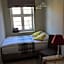 Five Point Hostel & Apartments
