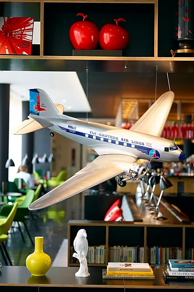 citizenM Paris Charles de Gaulle Airport