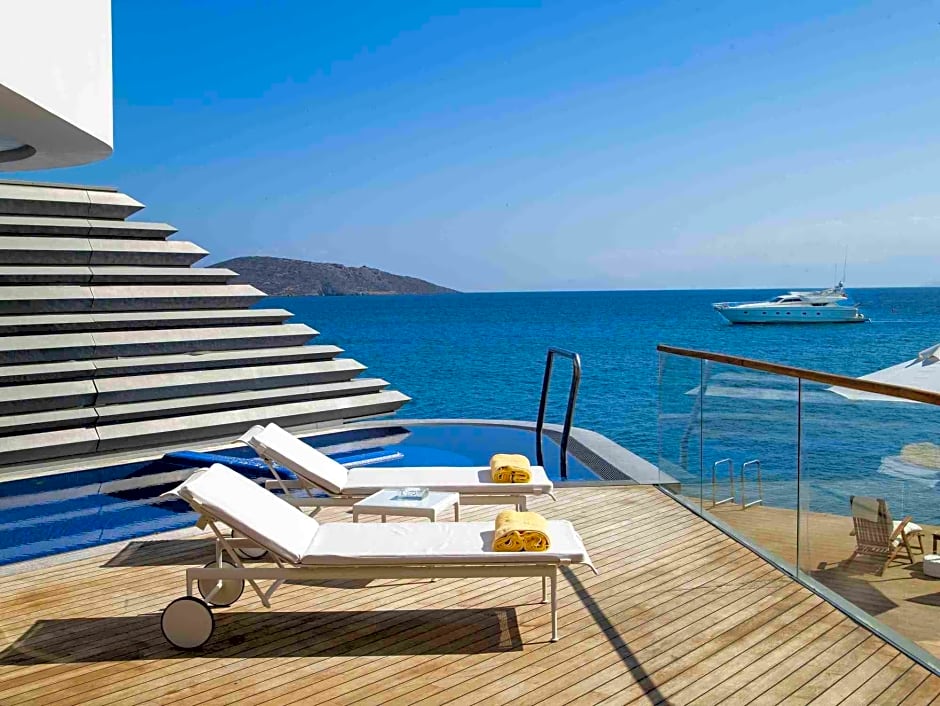 Elounda Beach Hotel & Villas, a Member of the Leading Hotels of the Wo