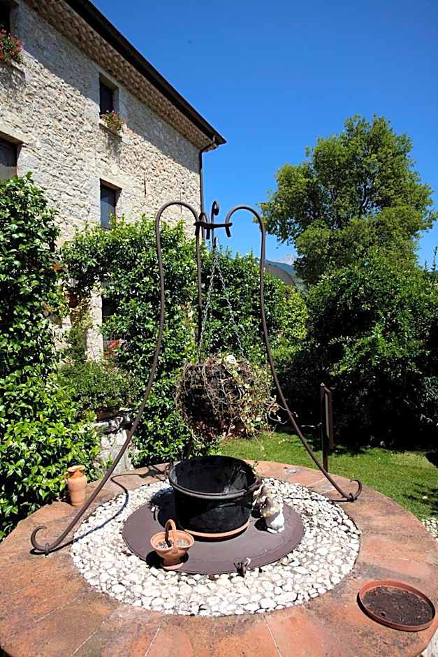 Valle Dell'Aquila Country House