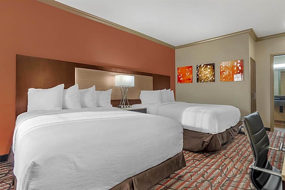 Photo 1 of 5 of 2 Queen Beds, Mobility Accessible