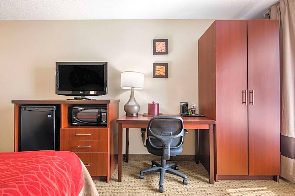 Comfort Inn Airport West