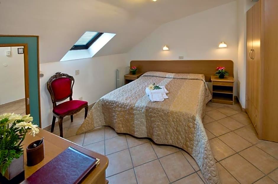 Hotel Roma
