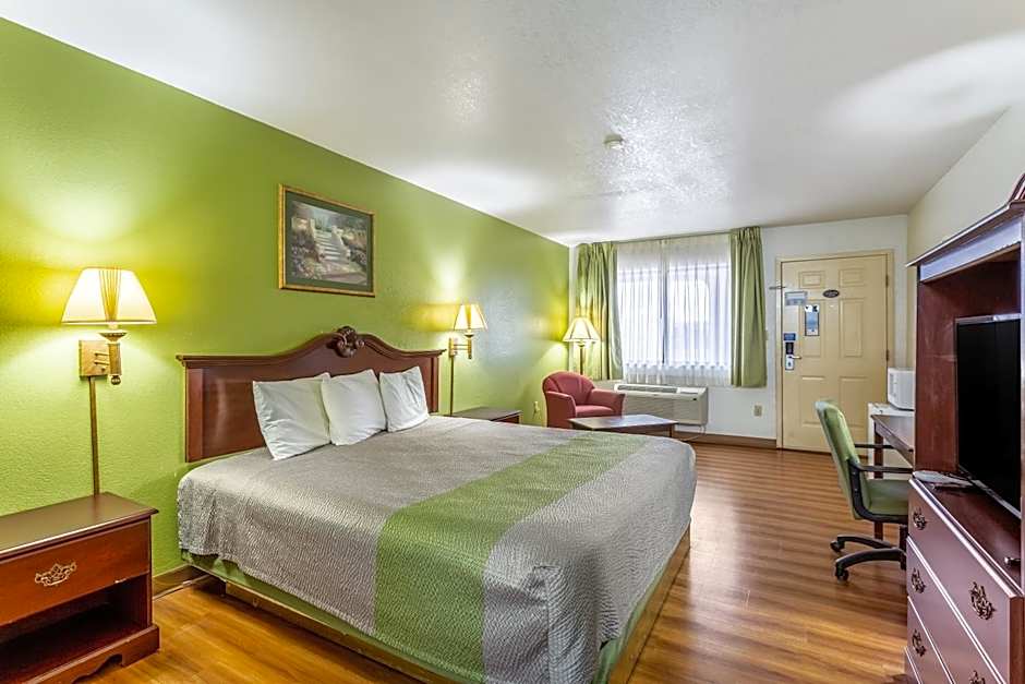 Rodeway Inn