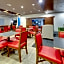 Holiday Inn Express & Suites Denton-UNT-TWU