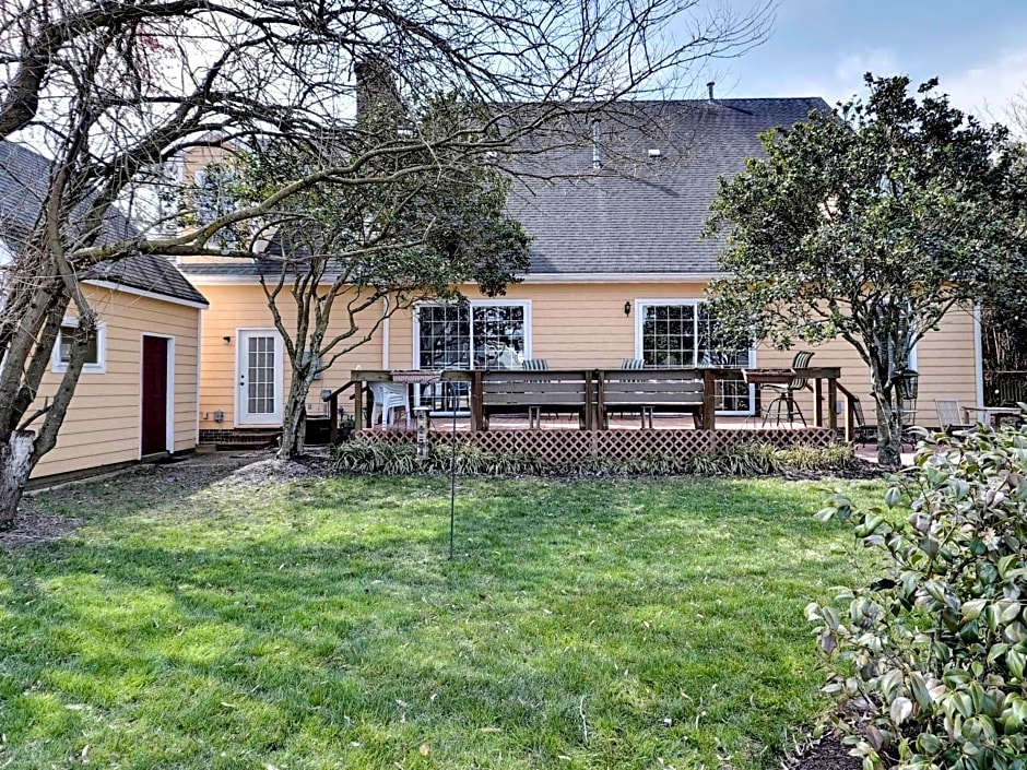 Aldrich House Bed & Breakfast