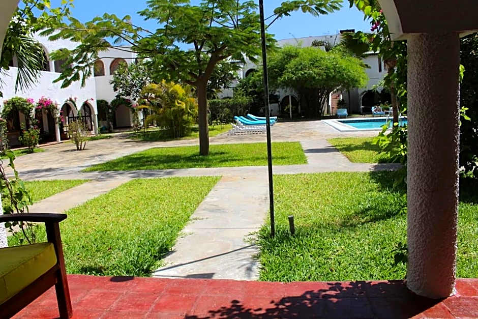 Kaleb's Beachfront Serviced Studio Apartments