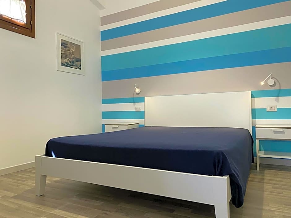 Marina di Petrolo Apartments