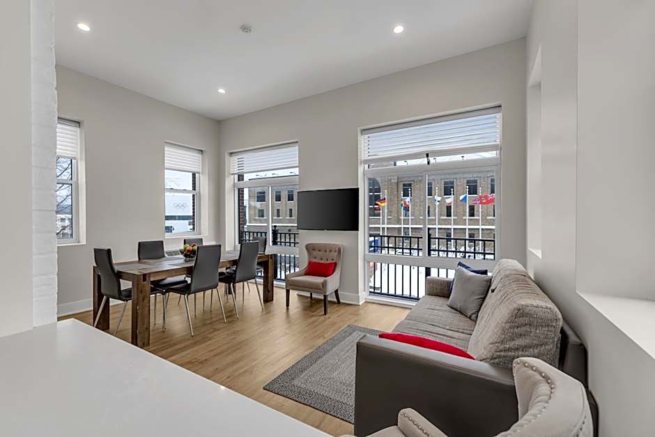 Lake Placid Inn: Main Street