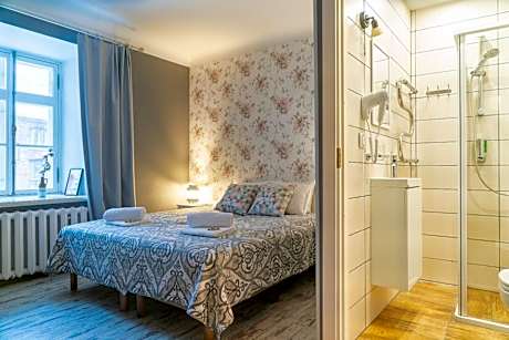 Double Room with Courtyard View