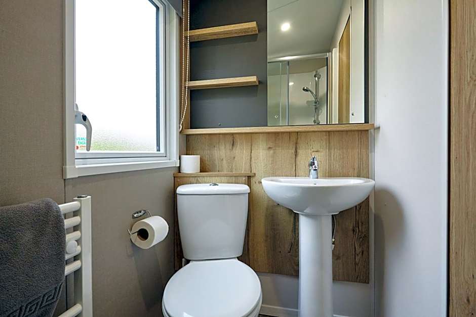 Braidhaugh Holiday Lodge and Glamping Park