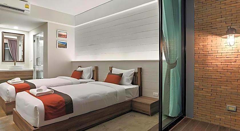 B2 Mae Hong Son Premier Hotel