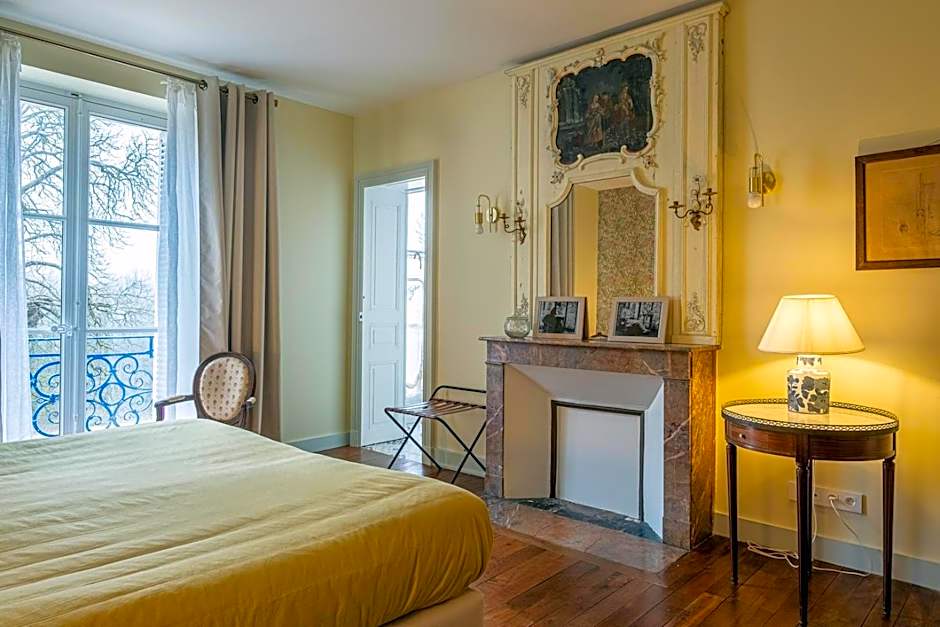 Château de Charnizay