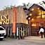 UNWND Boutique Hotel Camiguin