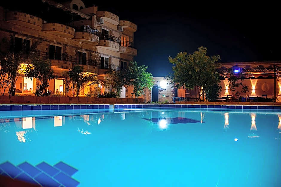 New Memnon Hotel